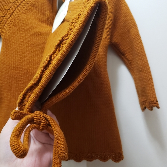 Sweater Outfit with Bonnett - Picture 4 of 5